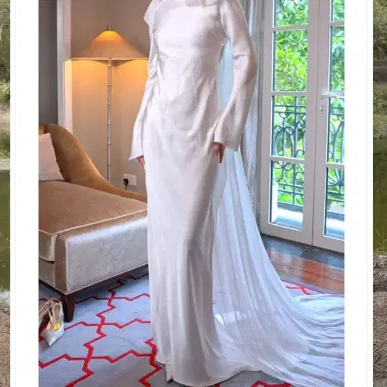 [BUNJANG] Kiseleen Open Back Dress / 키세린 드레스