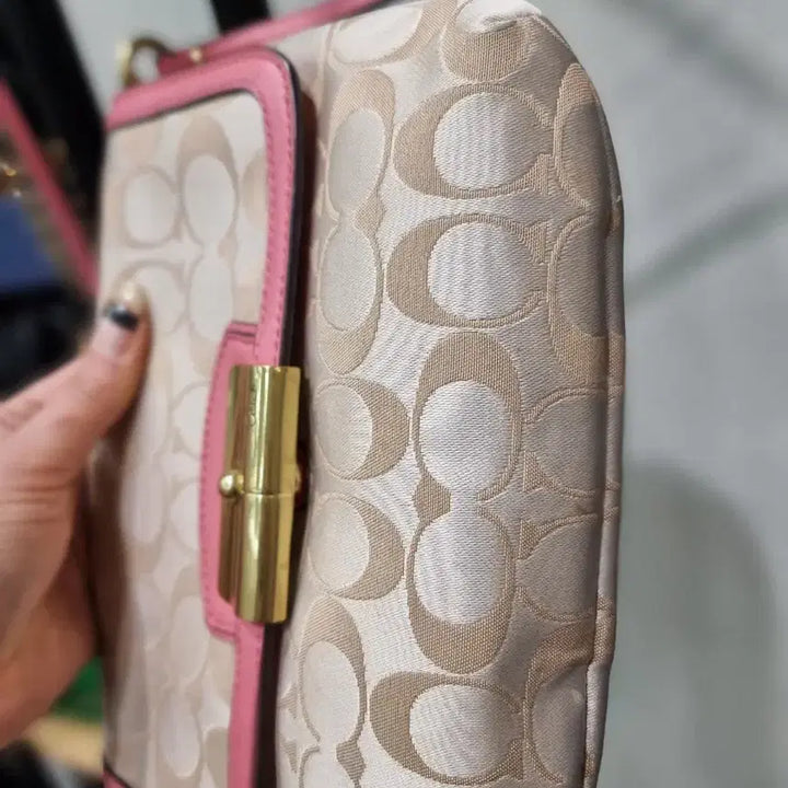 [BUNJANG] Coach Signature Pink Mini Crossbody Bag / 코치 시그니처 핑크 미니 크로스백