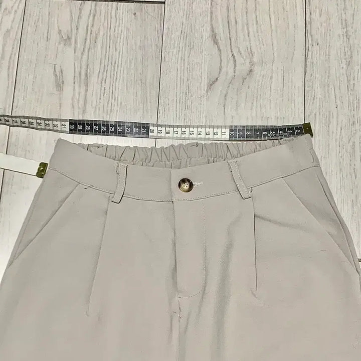[BUNJANG] Unbranded Khaki Slacks / 연카키 슬랙스 m