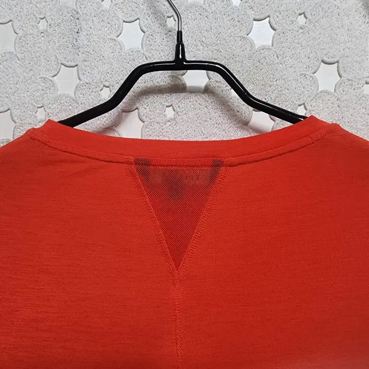 [BUNJANG] Elle Short Sleeve T-shirt (Size 90) / 엘르 반팔티 여성90
