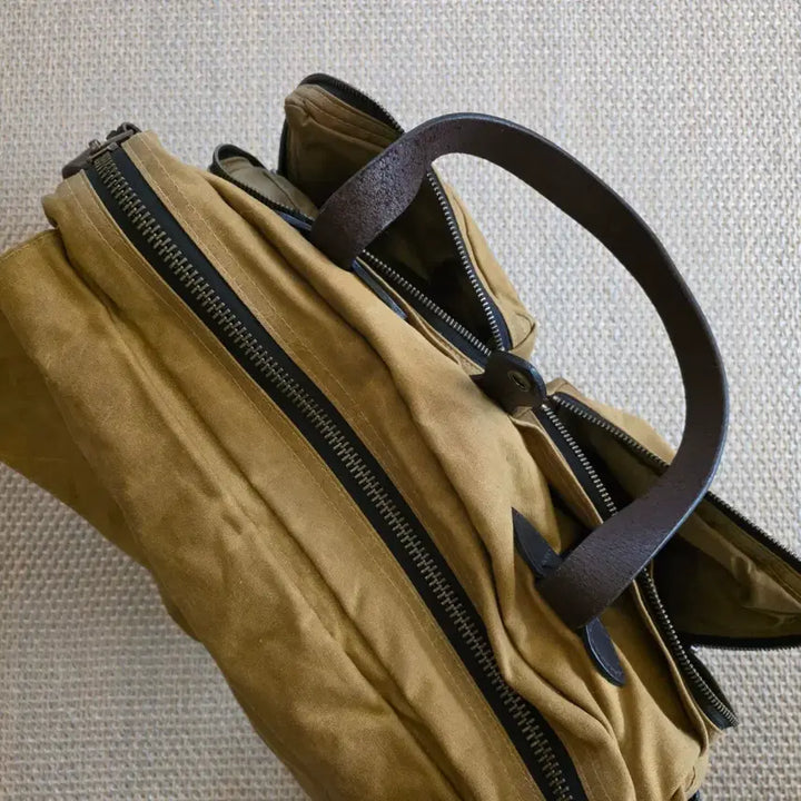 [BUNJANG] Filson Lightweight Waxed Cotton Canvas Field Bag / Filson 필슨 경량화 왁스드 코튼 켄버스 필드백 가방