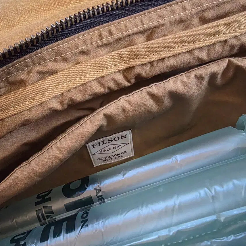 [BUNJANG] Filson Lightweight Waxed Cotton Canvas Field Bag / Filson 필슨 경량화 왁스드 코튼 켄버스 필드백 가방