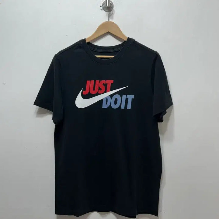 [BUNJANG] Nike JUST DO IT Black T-Shirt (L) / 나이키 JUST DO IT 블랙 반팔 티셔츠 L