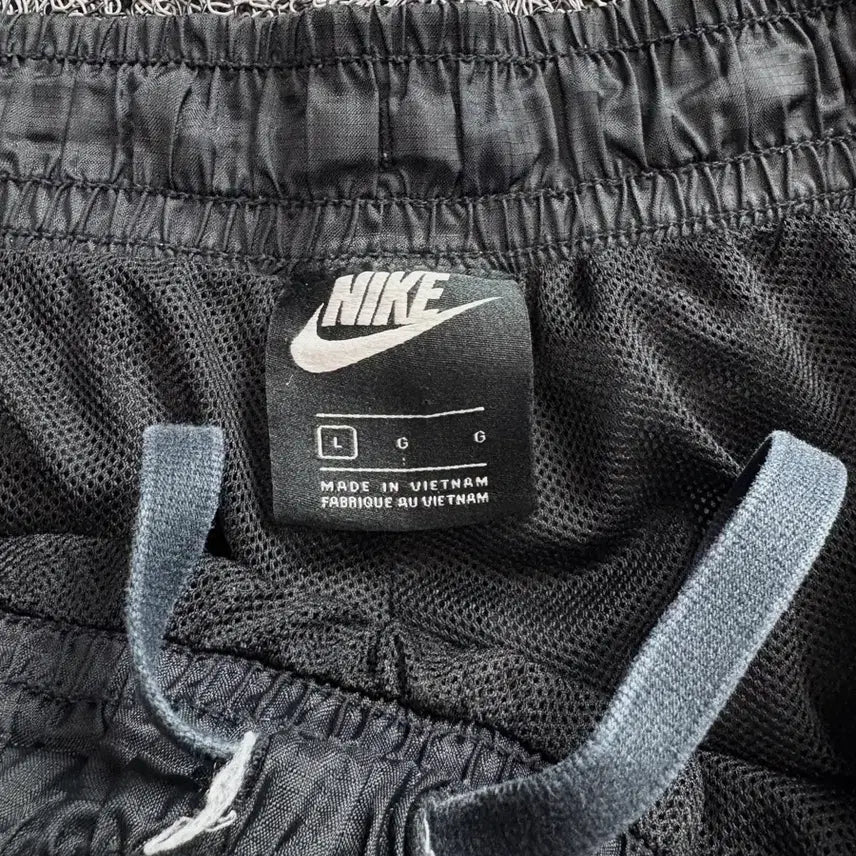 [BUNJANG] Nike Futura Side Line Woven Half Pants / 나이키 퓨추라 사이드라인 우븐 하프 팬츠 3399