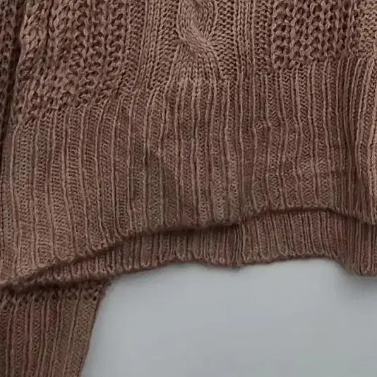 [BUNJANG] Flow and Future Cable Knit Sweater / flow and future 케이블 니트 스웨터 / 브라운 루즈핏 라운드