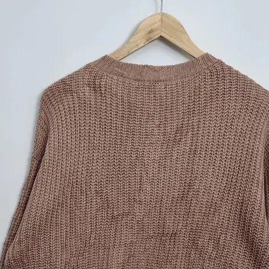 [BUNJANG] Flow and Future Cable Knit Sweater / flow and future 케이블 니트 스웨터 / 브라운 루즈핏 라운드