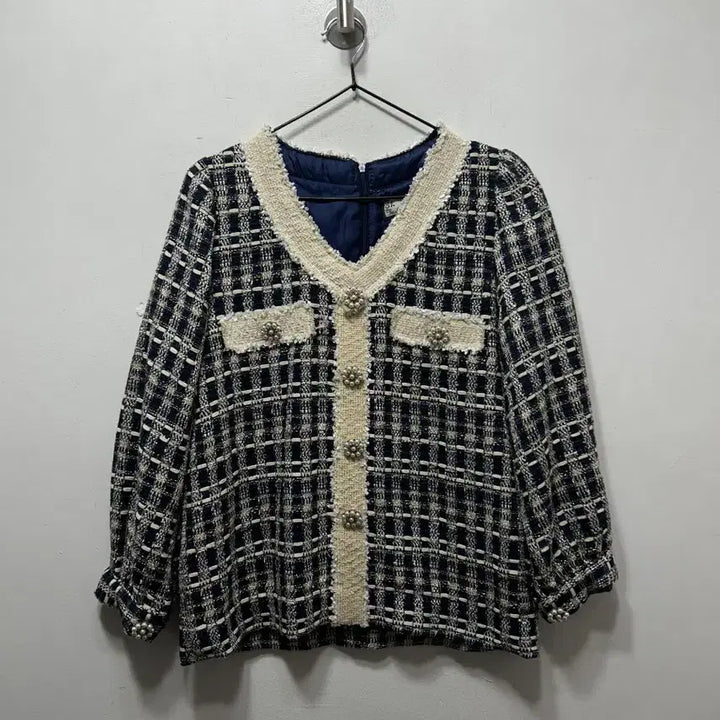 [BUNJANG] Tweed Check Pearl Embellished Jacket M / 트위드 체크 진주 장식 자켓 M
