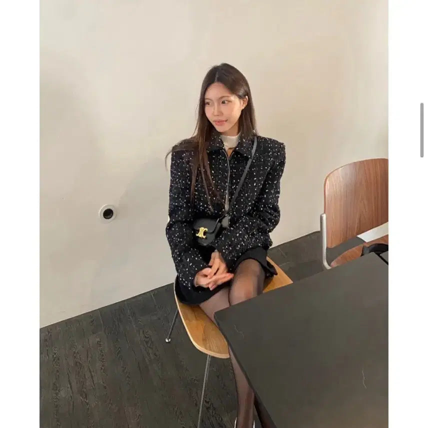 [BUNJANG] KARA Tweed Wool Zip-Up Jacket / 카라 트위드 울 집업 자켓
