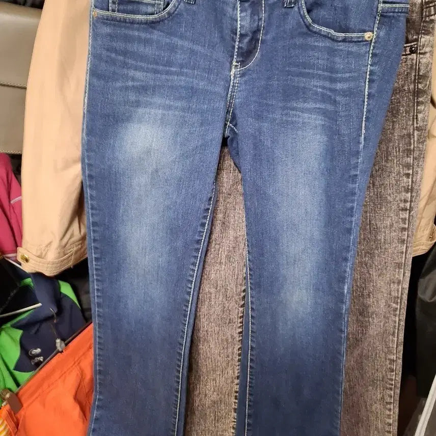 [BUNJANG] Guess Denim Jeans, Waist 70 / 게스 청바지 데님 팬츠. 허리 70