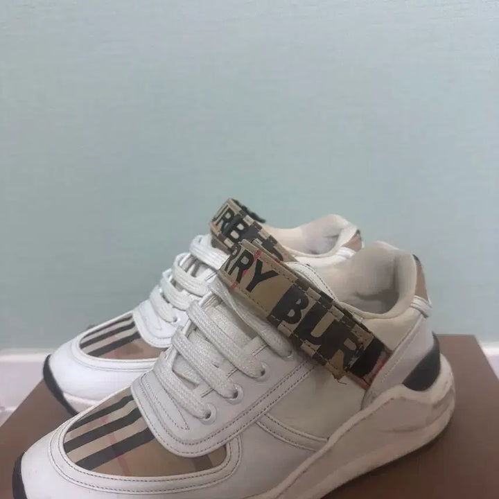 [BUNJANG] Burberry Sneakers Women&