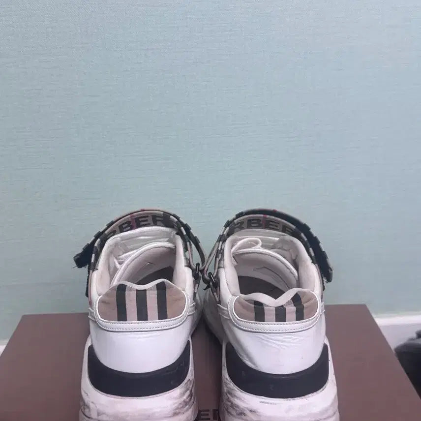 [BUNJANG] Burberry Sneakers Women&