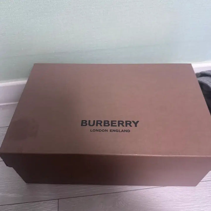 [BUNJANG] Burberry Sneakers Women&