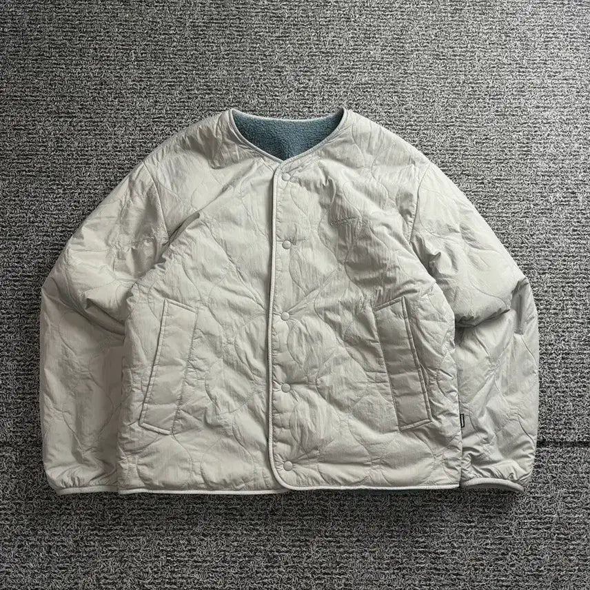 [BUNJANG] Covernat Quilted Reversible Sherpa Jacket - L / 커버낫 차이나 넥 킐티드 리버시블 쉐르파 자켓 3407