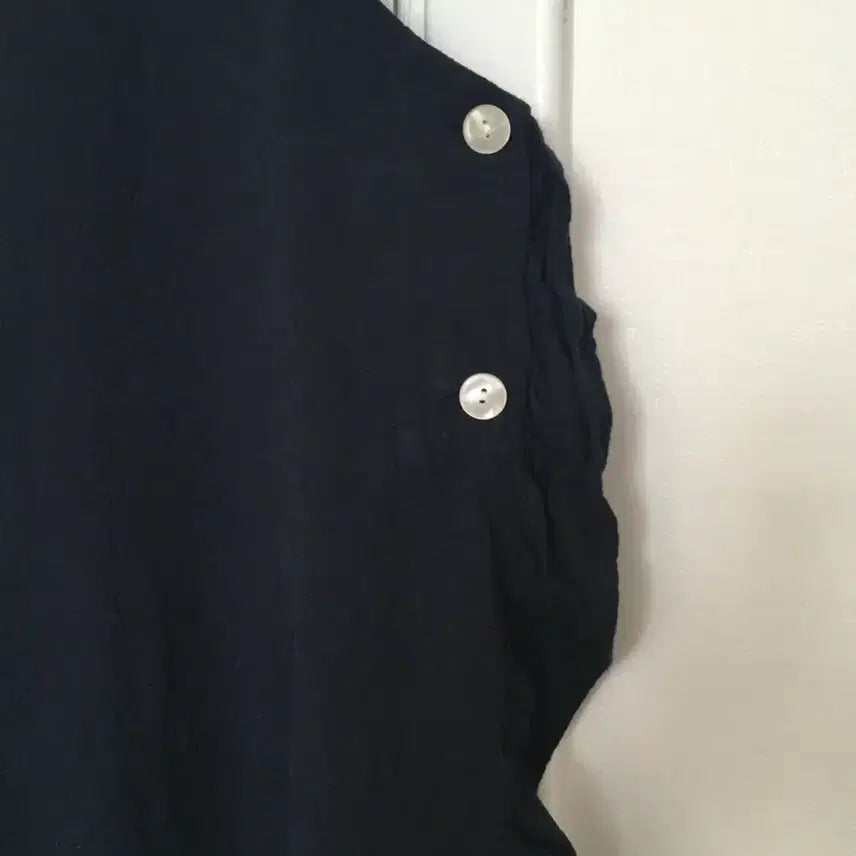 [BUNJANG] Ruffle Detail Apron Dress / 러플 디테일 에이프런 원피스
