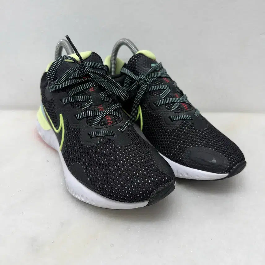 [BUNJANG] Nike Renew Running Shoes / (240)나이키 운동화 리뉴 런닝화