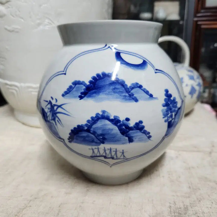 [BUNJANG] Celadon Porcelain Landscape Jar / 청화백자 도자기 산수문호