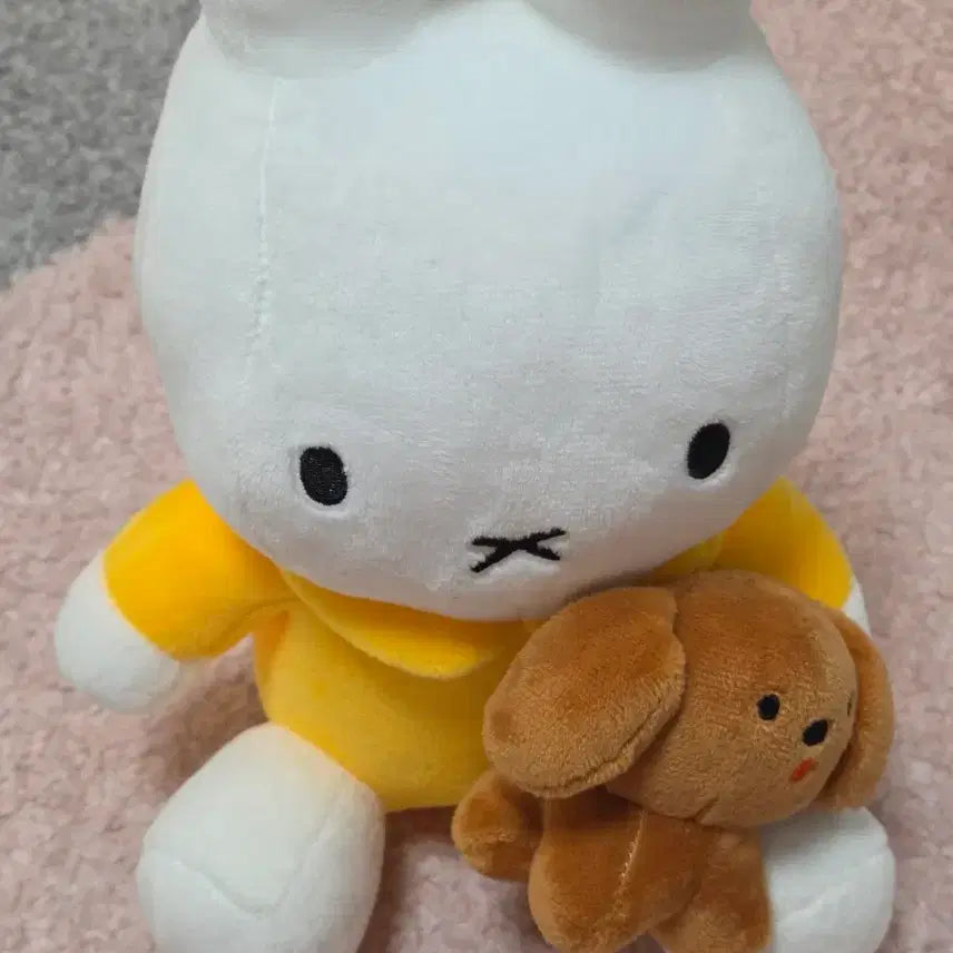 [BUNJANG] Miffy Ivory Doll / 미피 애착인형 미피인형