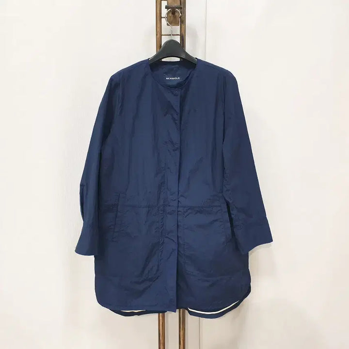 [BUNJANG] Beanpole Ladies Navy Safari Coat / (kk69274)빈폴레이디스 네이비 라이트 라운드넥 사파리 코트 90