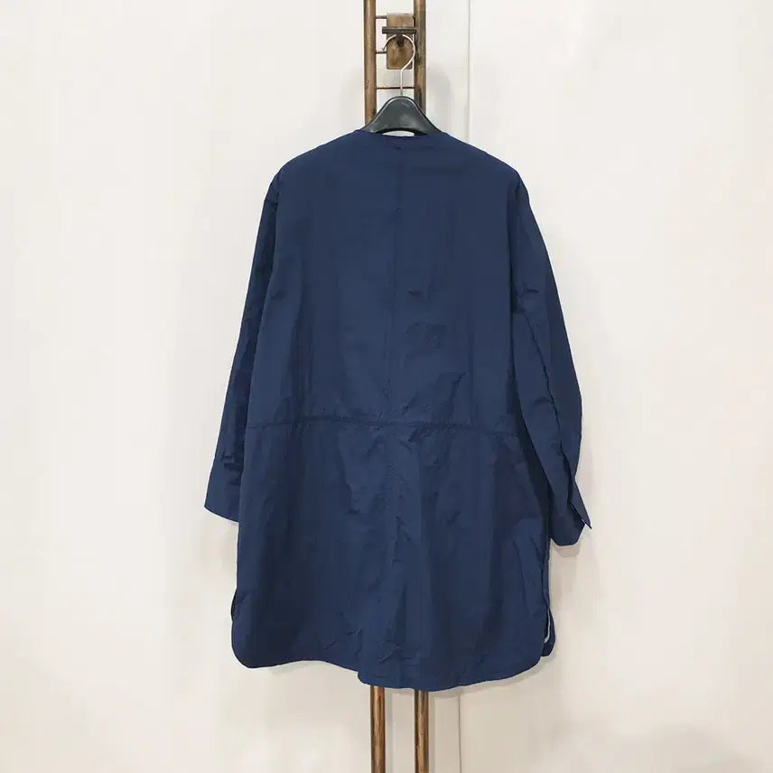 [BUNJANG] Beanpole Ladies Navy Safari Coat / (kk69274)빈폴레이디스 네이비 라이트 라운드넥 사파리 코트 90