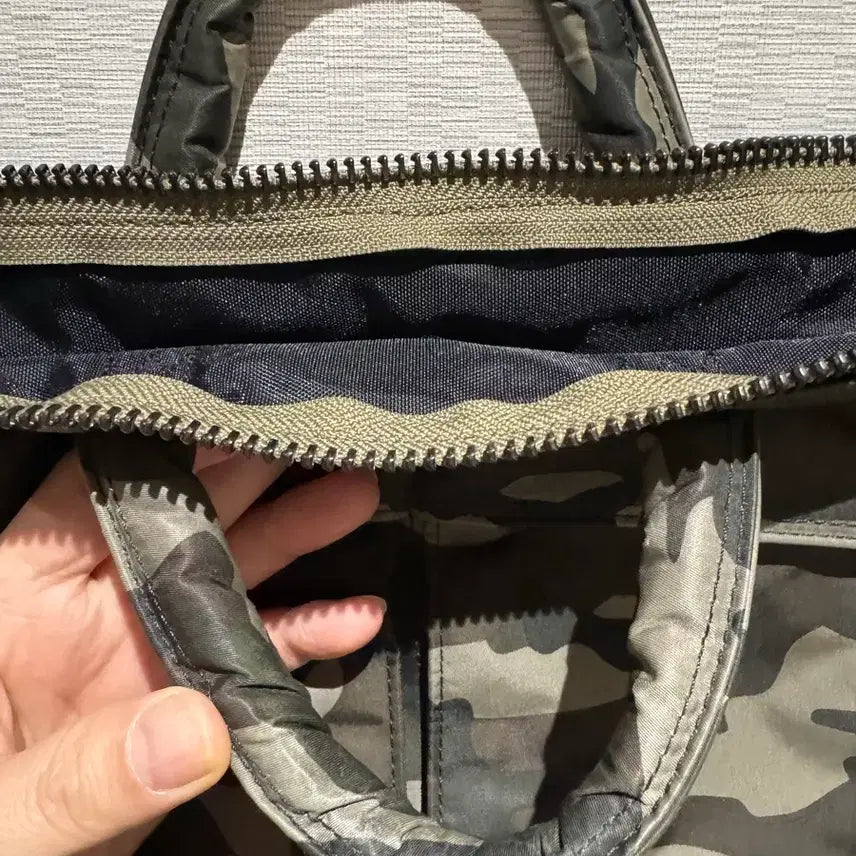 [BUNJANG] Porter x White Mountaineering Camo Helmet Bag / porter X white mountaineering helmet