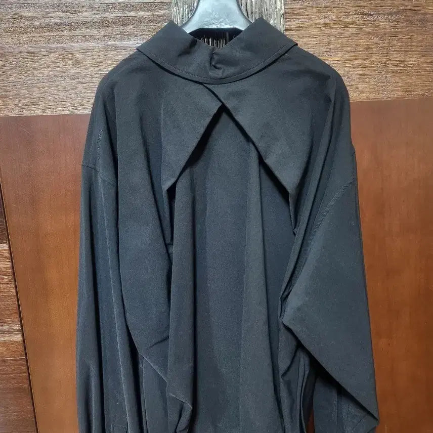 [SOLD OUT] 송지오 다트 튜닉셔츠 46사이즈 판매합니다.