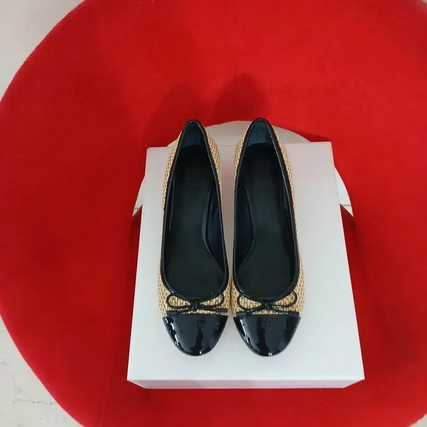 [BUNJANG] Tory Burch Ribbon Wedge Heels / 토리버치 리본 낮은 웨지 245