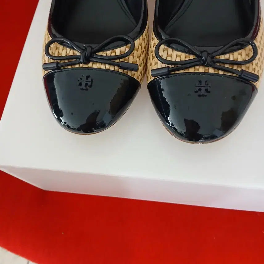 [BUNJANG] Tory Burch Ribbon Wedge Heels / 토리버치 리본 낮은 웨지 245