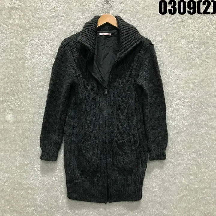 [SOLD OUT] Montagut 꽈배기 롱 니트 가디건 블랙 s