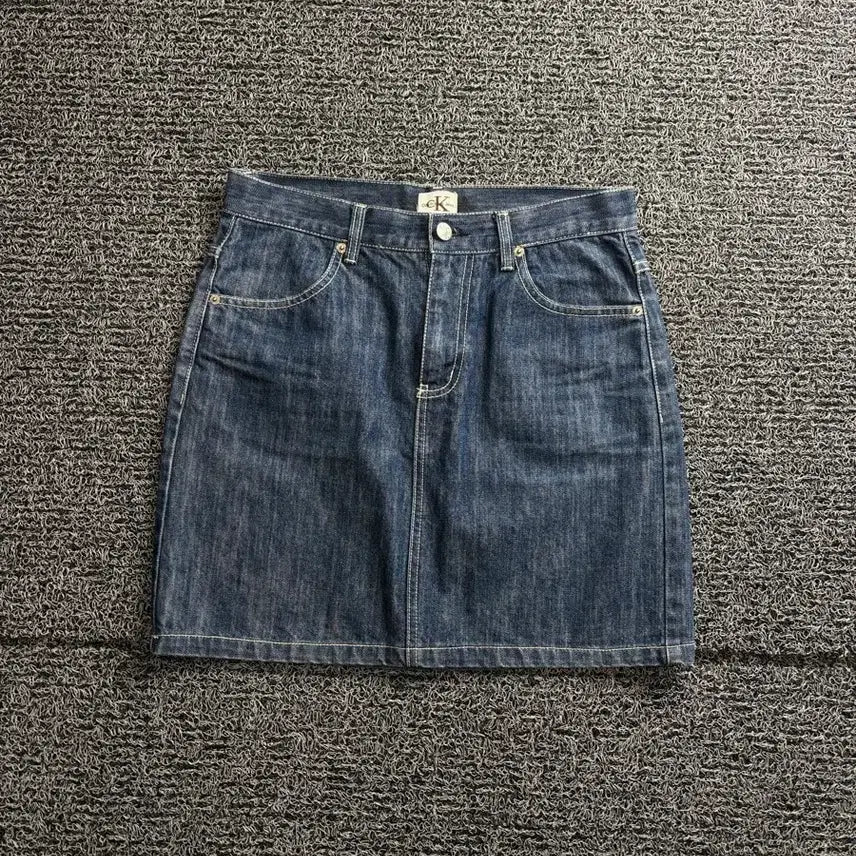 [BUNJANG] Calvin Klein Y2K Denim Mini Skirt / 00s 캘빈클라인 Y2K 아카이브 데님 미니 스커트 3415