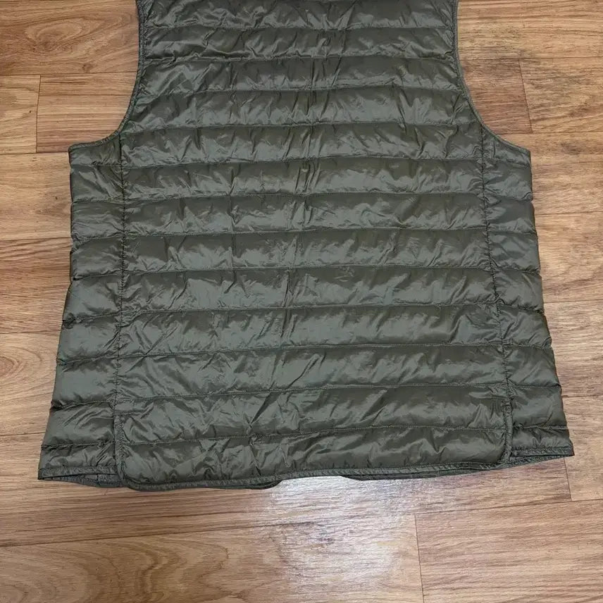 [BUNJANG] Uniqlo Lightweight Padded Vest / [105] 유니클로 경량 패딩 조끼