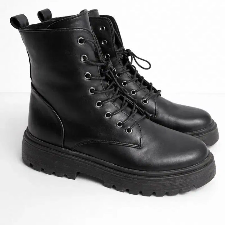 [BUNJANG] Black Ankle Boots / 블랙 앵클 부츠