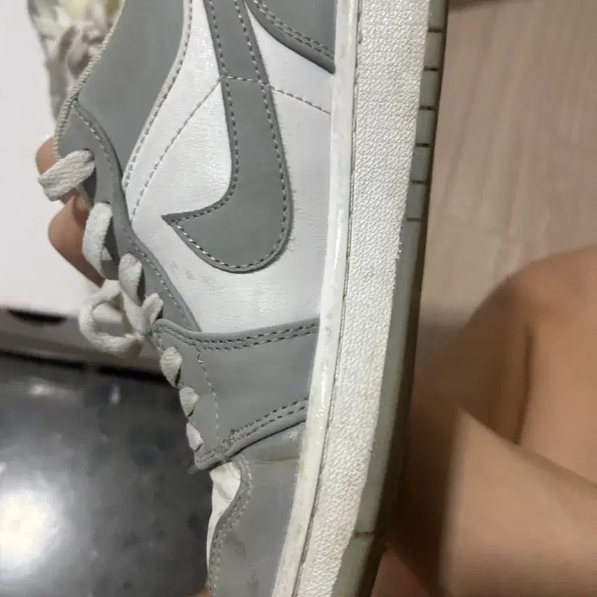 [BUNJANG] Nike Air Jordan 1 Low White Gray Sneakers / 나이키 에어 조던1 로우 화이트 그레이
