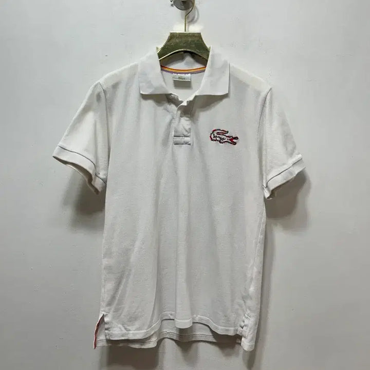 [SOLD OUT] 라코스테 화이트 반팔 폴로티 M
