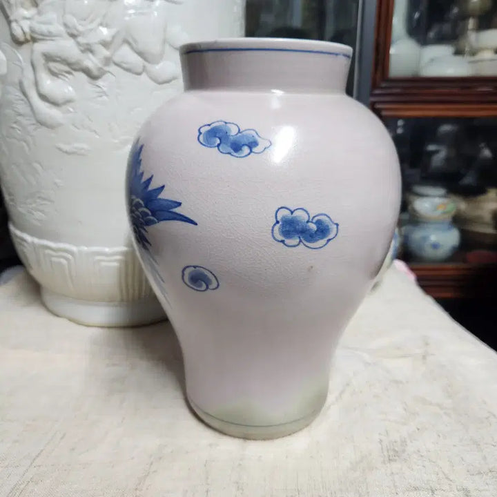 [BUNJANG] Celadon Porcelain Cloud Crane Vase / 청화백자 운학문호(준)