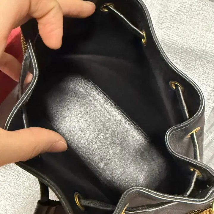 [BUNJANG] Valentino Garavani Chain Bucket Bag / 발렌티노 체인 버킷백