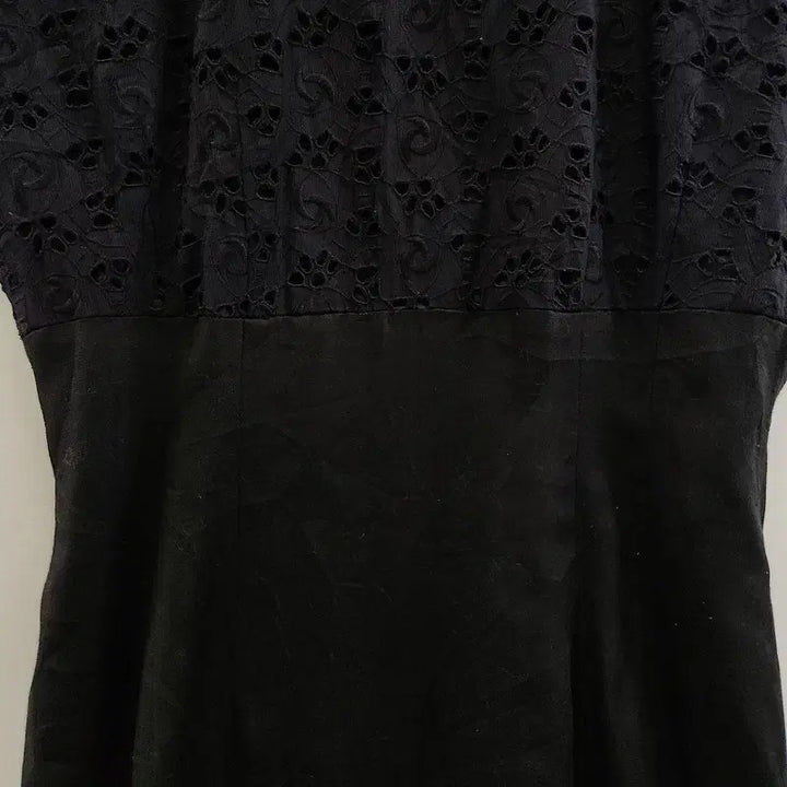 [BUNJANG] Vintage Japanese Avant-garde Balloon Shoulder Punching Flower Dress / 빈티지 재패니즈 아방가르드 벌룬숄더 펀칭플라워 원피스