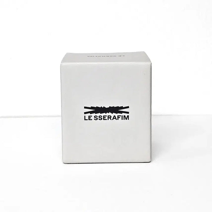 [BUNJANG] Le Sserafim Dewey Sage Candle / (미개봉 양도) 르세라핌 듀이 세이지 캔들 향초