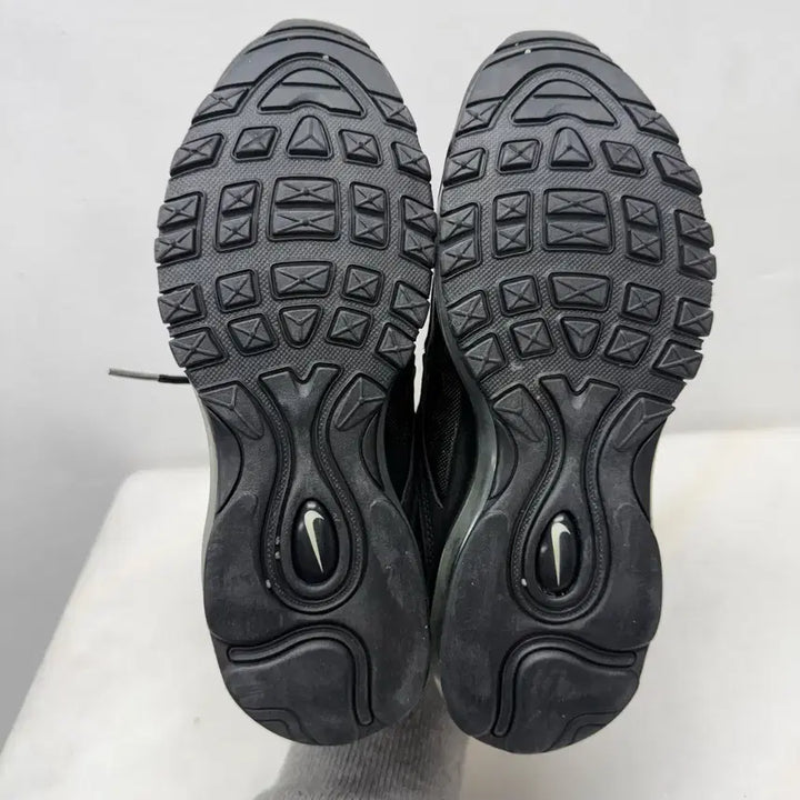 [BUNJANG] Nike Air Max 97 Triple Black Sneakers / (245)나이키 운동화 에어맥스97 트리플블랙
