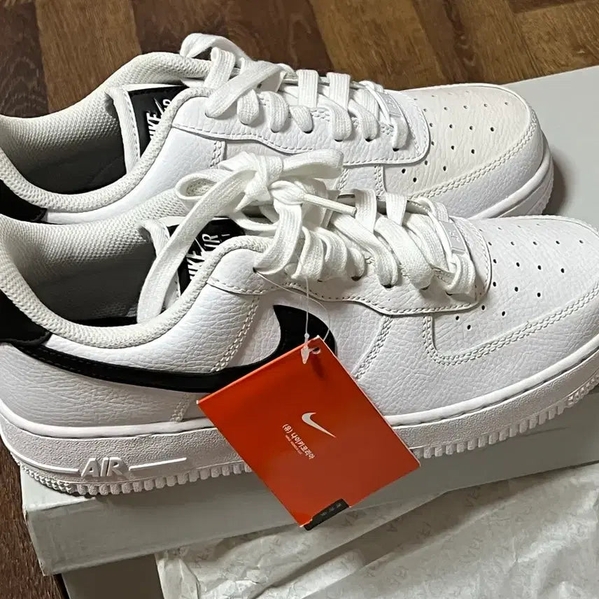 [SOLD OUT] 나이키 에어포스1 흰검 새상품