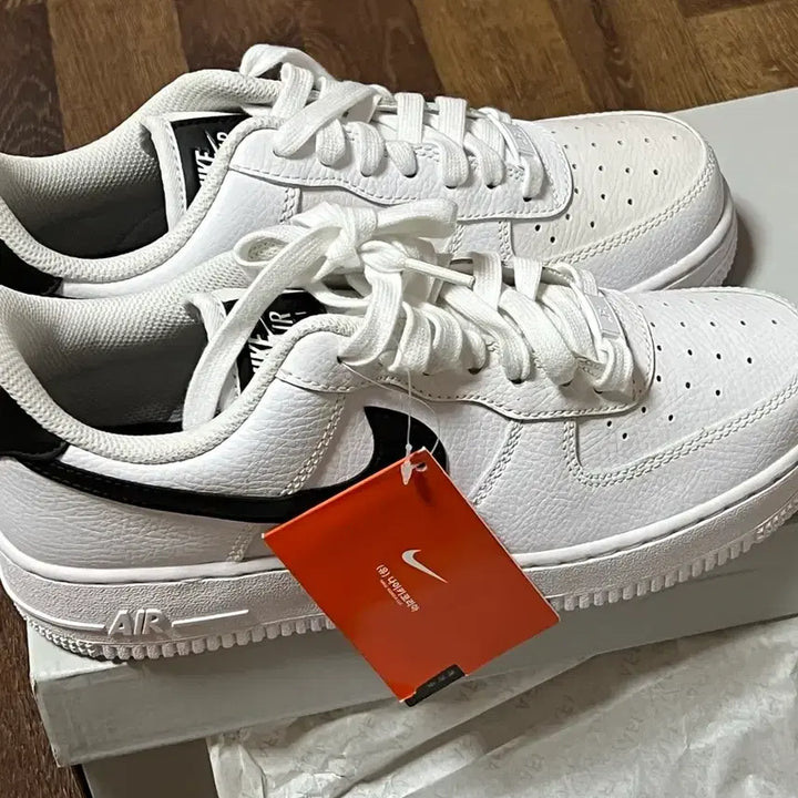 [SOLD OUT] 나이키 에어포스1 흰검 새상품
