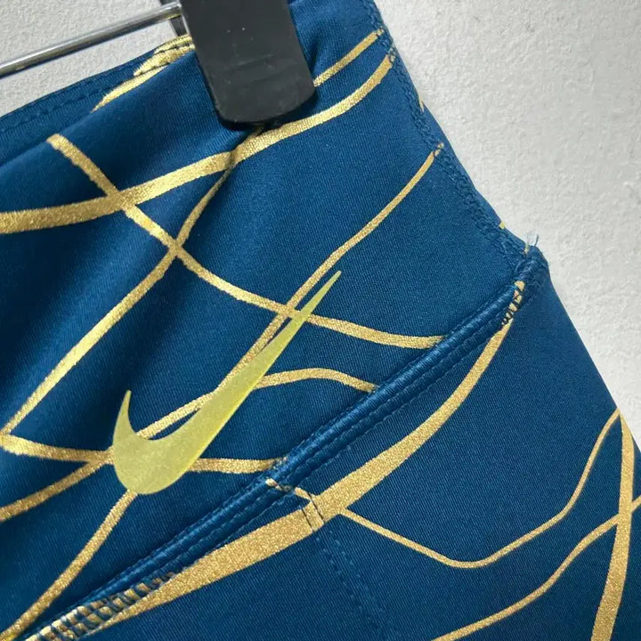 [BUNJANG] Nike Navy Gold Line Leggings S / 나이키 네이비 골드 라인 레깅스 S