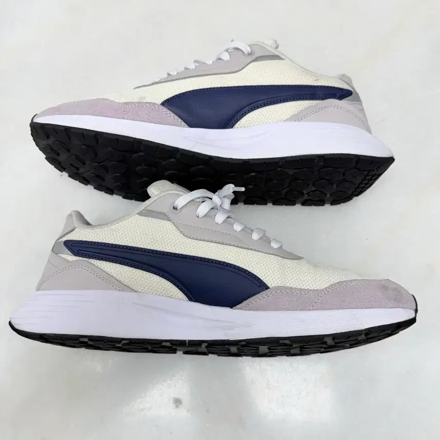[BUNJANG] Puma Run Tamed Sneakers / (280)푸마 운동화 런테임드 스니커즈