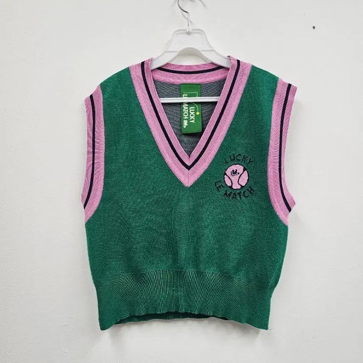 [SOLD OUT] 럭기마르쉐 V넥 크롭 니트 조끼