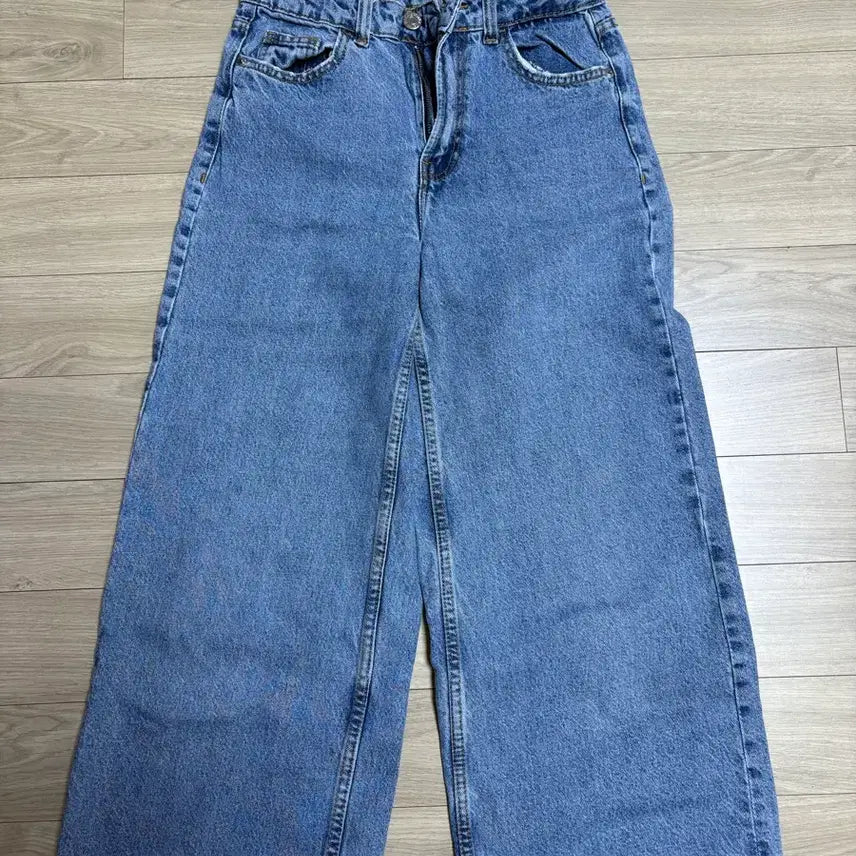 [BUNJANG] Bershka Jeans / 버쉬카 청바지