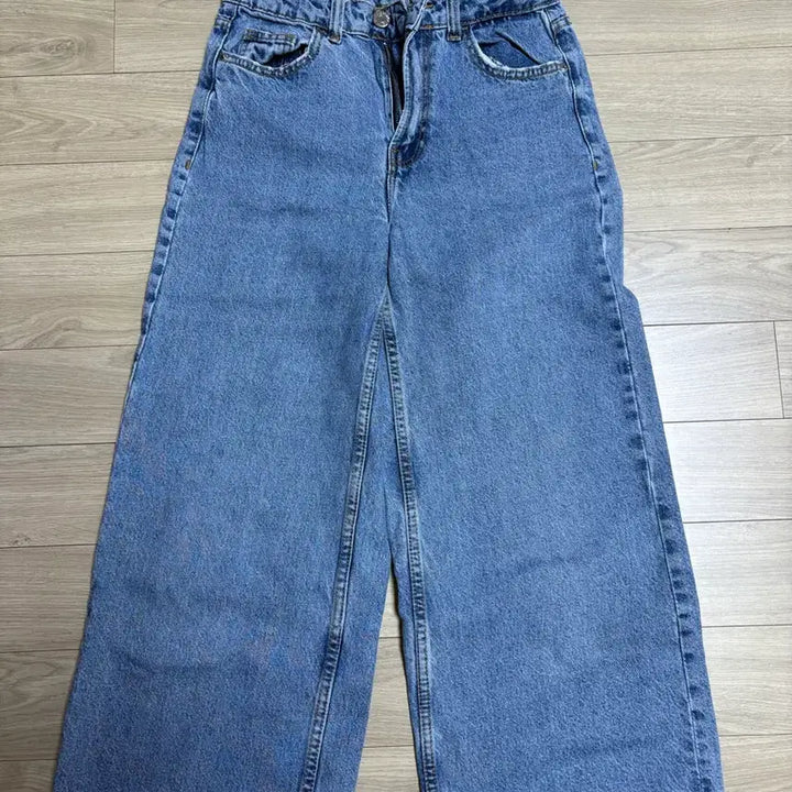 [BUNJANG] Bershka Jeans / 버쉬카 청바지