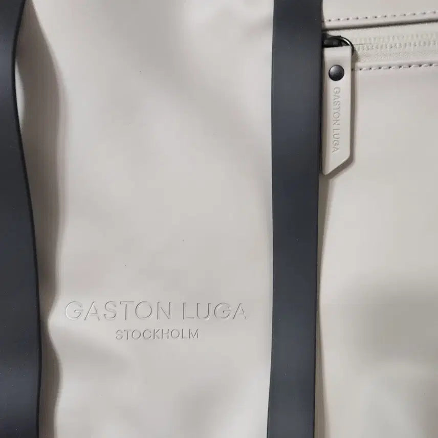 [BUNJANG] Gaston Luga Backpack / J464 Gaston Luga 가스톤 루가 백팩