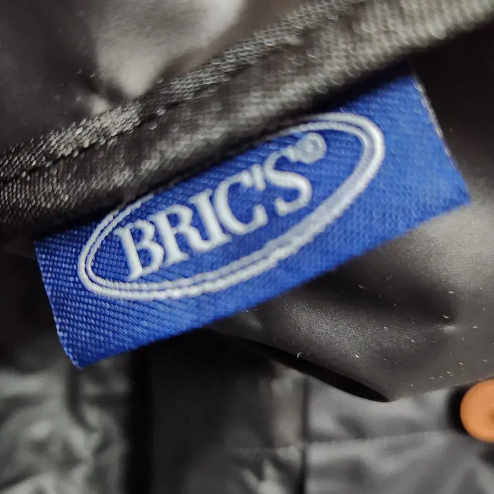 [SOLD OUT] J465 브릭스 Brics 토트백 가방