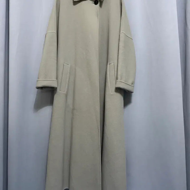 [BUNJANG] UNTITLED Ivory Long Coat - Italian Fabric - L Size / UNTITLED 일본구매 아이보리 롱코트 이태리제 원단 L사이즈 가능