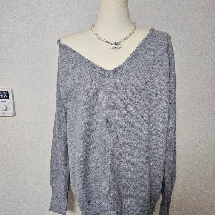 [BUNJANG] V-Neck Knit Sweater / (새제품)  브이넥 니트 빅사이즈.루즈핏.오버핏
