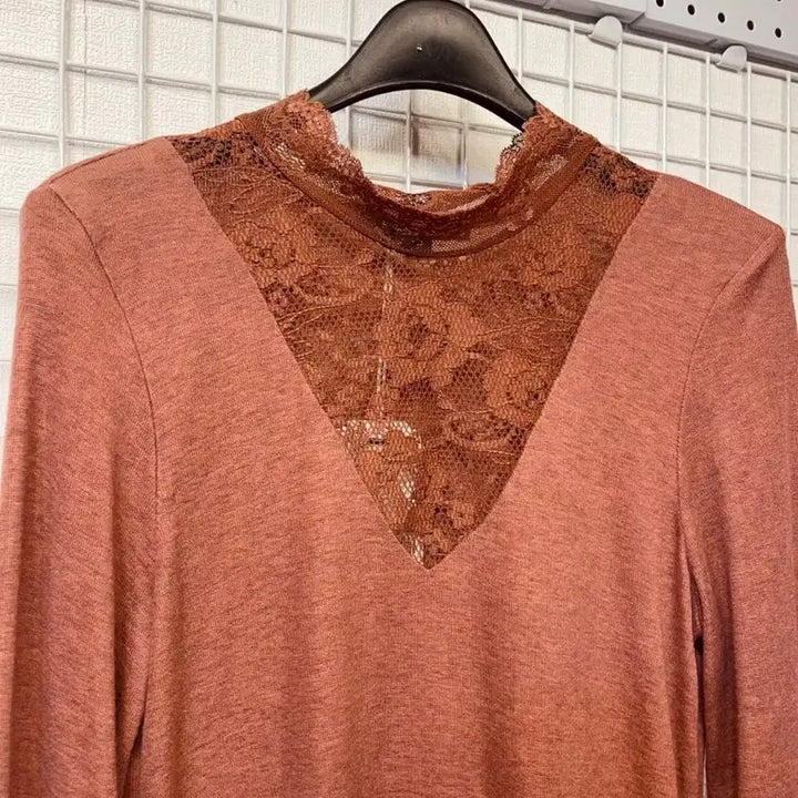 [BUNJANG] Thursday Island Lace Blouse Top / 새옷 S 레이스 스판 블라우스 티셔츠 써스데이아일랜드